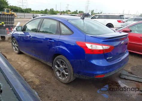 2013 Ford Focus Se z USA, uszkodzony, nr VIN 1FADP3F28DL168843